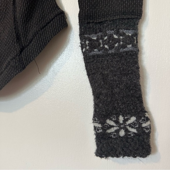 Free People Black Roses Jacquard Cuff Thermal Long Sleeve Top Womens XS - Picture 3 of 8